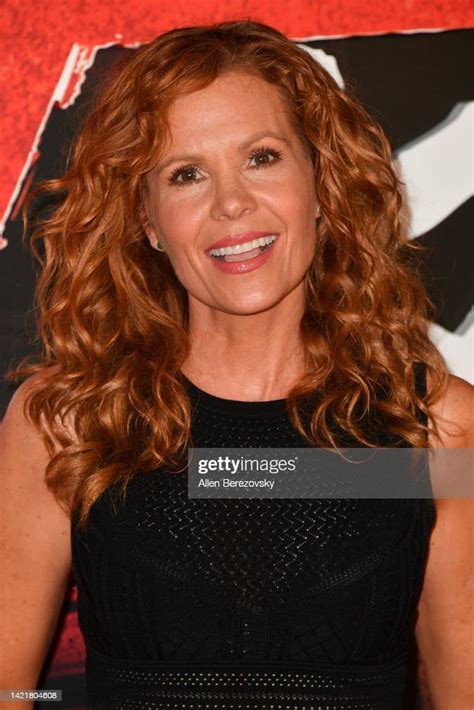 Robyn Lively Attends Netflixs Cobra Kai Season 5 Premiere At Los