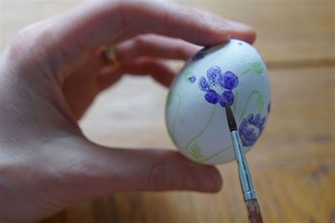 Hand Painted Watercolor Easter Eggs Tutorial