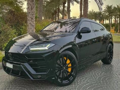 Fast Track Lamborghini Urus
