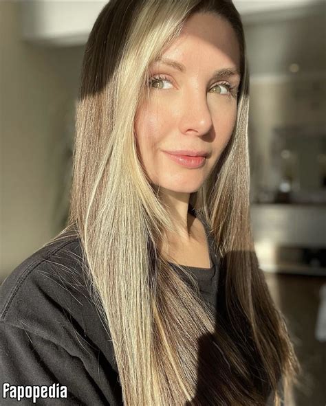 Lauren Southern Nude Leaks Photo Fapopedia