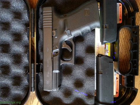 Pistols Glock 19 Gen 4 Plus 230 Rnds Of Ammo