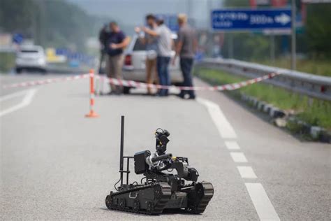 Robot De Explosivo Servicio T Cnico De La Polic A Nacional De Ucrania