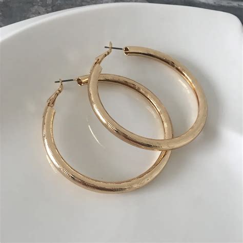 Casual Gold Color Plating Textured Medium Size Hoop Earrings For Women