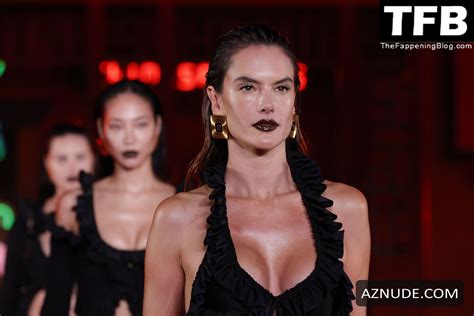 Alessandra Ambrosio Sexy Seen Flaunting Her Hot Tits During The Fortune City Runway Show In Los