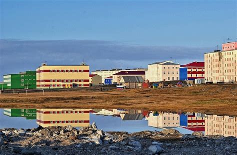 Ultima Thule: Belushya Guba, main town in Novaya Zemlya (continued)