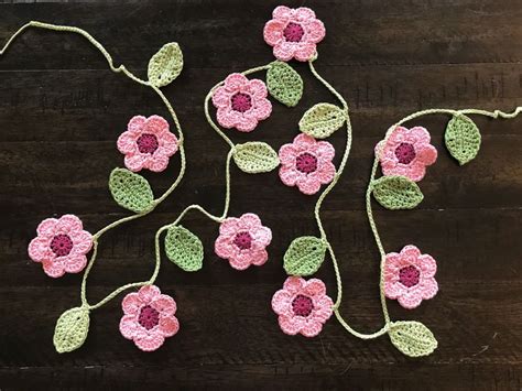 Crocheted Flower And Heart Garland Diy Pattern