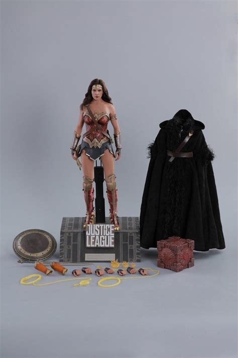 正義女神 Hot Toys Justice League Wonder Woman 1 6th Scale Collectible Figure
