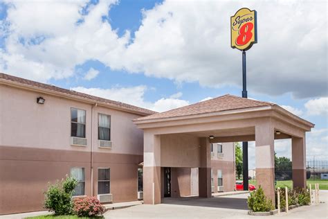 Super 8 by Wyndham Harrisburg | Harrisburg, IL Hotels