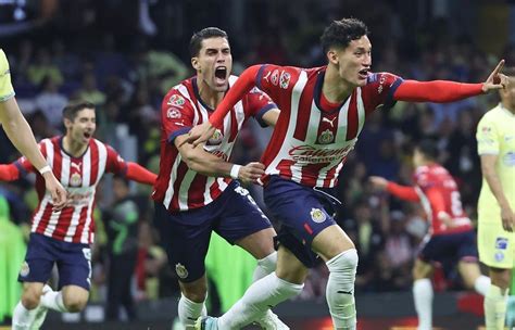 Clásico Nacional en semifinales dejó juegazo y a Chivas como segundo