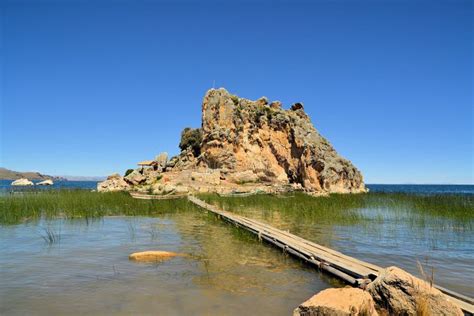 Island Lake Titicaca between Bolivia and Peru Stock Photo - Image of ...