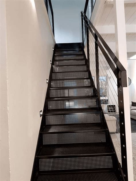 Perforated Metal Stair Treads Dongfu Perforating