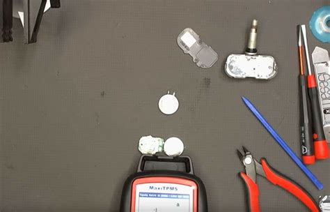 How to Test a TPMS Sensor Battery (2 Methods)