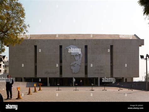 Main entrance. Tagore Memorial Hall, Ahmedebad, India. Architect: Balkrishna Doshi, 1966 Stock ...