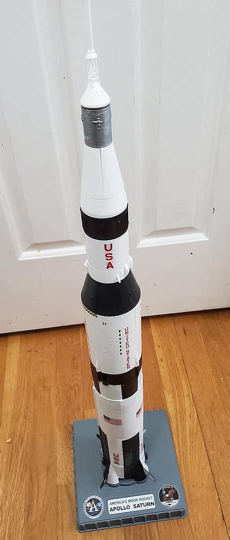 Revell Apollo Saturn V Rocket