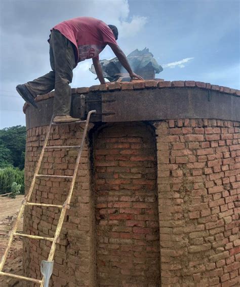 Potencian fabricación de ladrillos para construir viviendas en