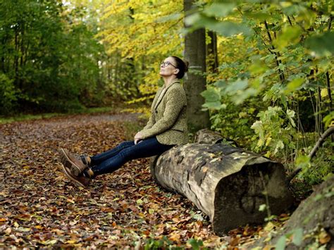 Relaxation les bienfaits d une balade en forêt