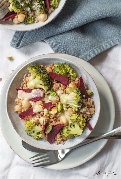 Brokkoli Dinkel Power Bowl Mit Cremigem Cashewdressing Schnelles