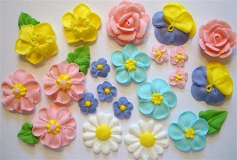 LOT of 100 Royal Icing Flowers for Cake Decorating