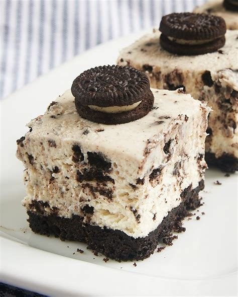 Oreo Cheesecake Cookie Bars