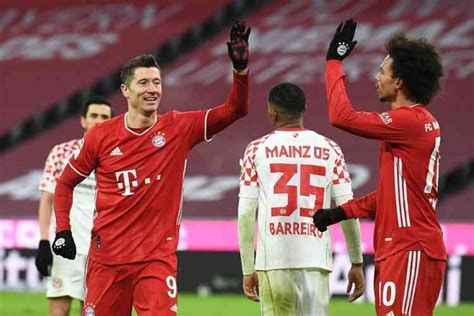 Bayern Marca Cinco Gols No Tempo Bate O Mainz E Reassume Lideran A