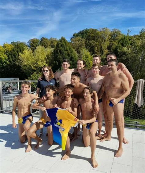 Waterpolo N3 Un début de saison prometteur Canards Rochelais