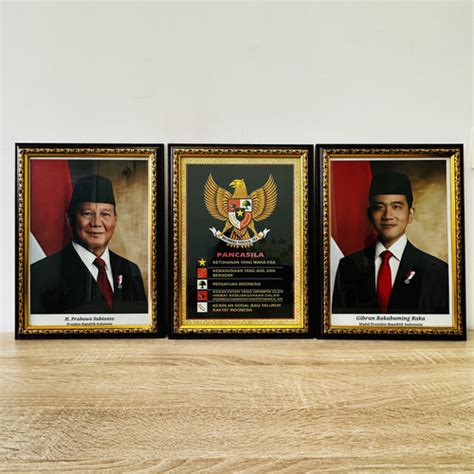 Jual Gambar Foto Poster Presiden Pigura Kayu Wakil Indonesia Bingkai