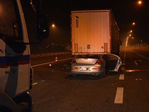 Tragiczny Wypadek Na Autostradzie A Nie Yje Letni M Czyzna