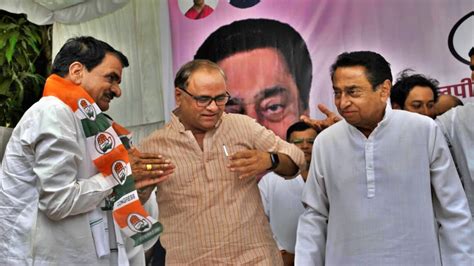 Kamal Nath Takes Sweet Revenge Scindia Aide Baijnath Singh Joins Congress