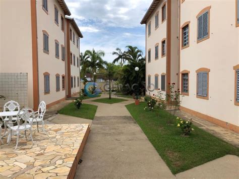 Villagio Maranduba Apartamento Padrão Praia do Sapê Ubatuba R