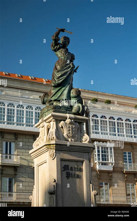 Esp214 Spain Galicia A Coruna Praza De María Pita Maria Pita Statue