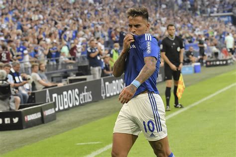 Fc Schalke Endlich Darauf Mussten S Fans Lange Warten Derwesten De