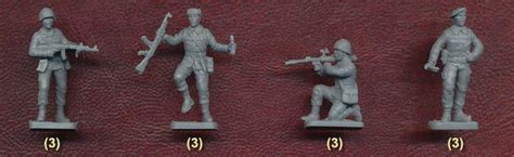 172 1980s Warsaw Pact Troops 48 Figures 6190 Plastic Soldiers
