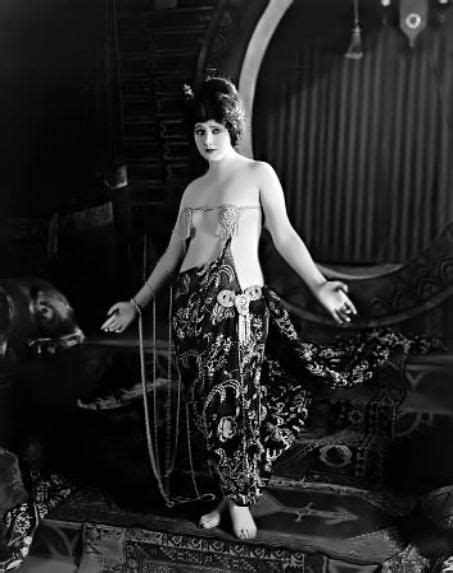 Betty Blythe Silent And Pre Code Silent Film Stars Vintage Costumes