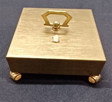 Brassy Vintage Footed Trinket Box With Small Handle And Emblem Etsy