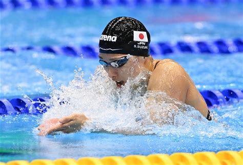 女子100メートル平泳ぎ準決勝で力泳する鈴木聡美（撮影・中村太一） 鈴木初の決勝進出 女子100メートル平泳ぎ「波に乗っている」 世界水泳