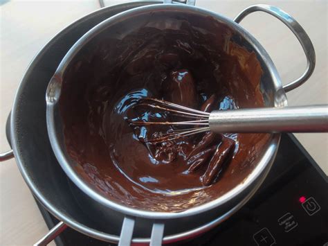 Cómo hacer una mousse de chocolate perfecta Receta fácil paso a paso