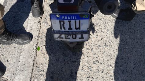 Guardas Municipais Prendem Motociclista Placa Adulterada Na Zona