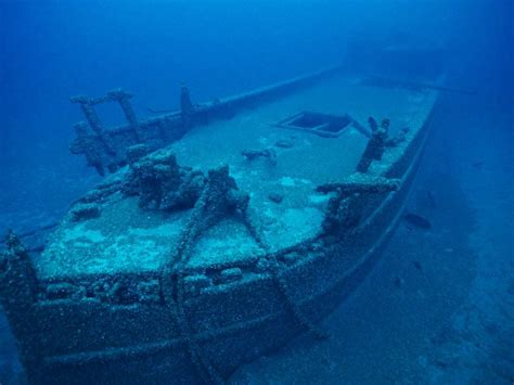 Filmmakers Stumble Upon 128-Year-Old Shipwreck in Lake Huron | Smithsonian