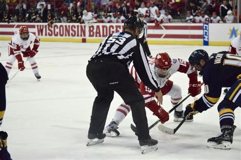 Badgers Mens Hockey Sweeps Augustana In Mixed Special Teams Performances The Daily Cardinal