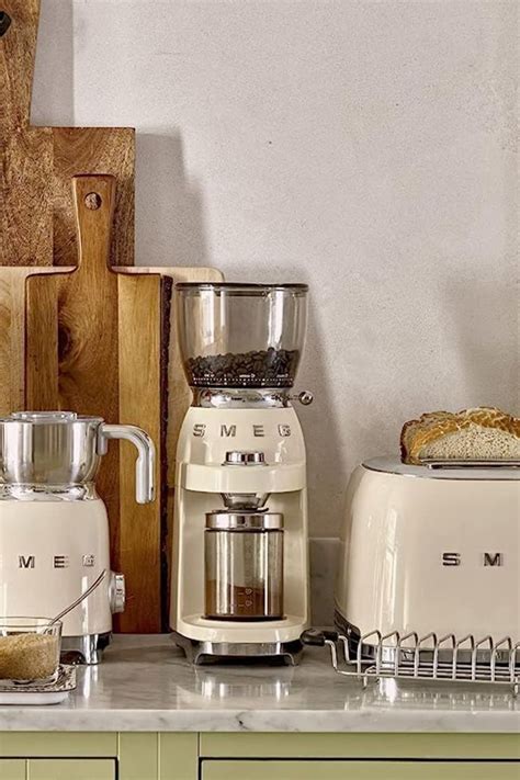 Smeg 50s Retro Black Coffee Grinder In 2024 Coffee Bean Grinder