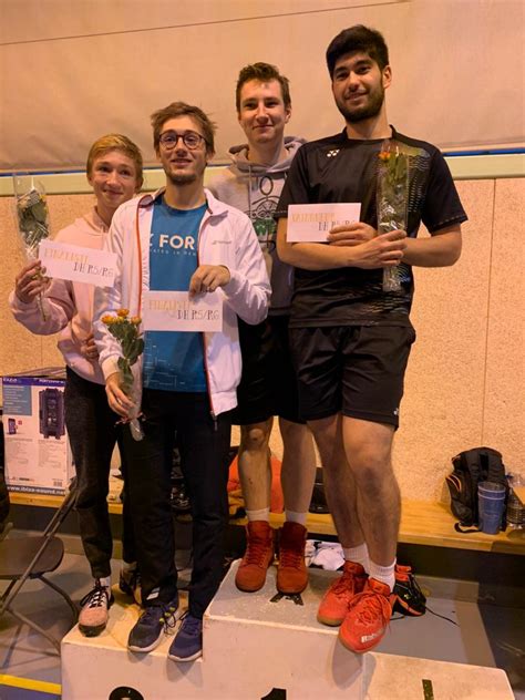 Podiums Au Tournoi Des Roses Cal Badminton L Ha Les Roses