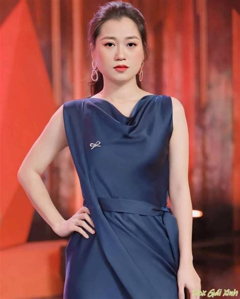 81 Ảnh Lâm Vỹ Dạ bikini 2 mảnh cực sexy quyến rũ