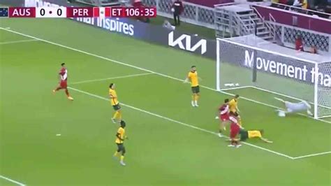 Edison Flores Y El Cabezazo Que Pudo Ser Gol De Per A Australia En El