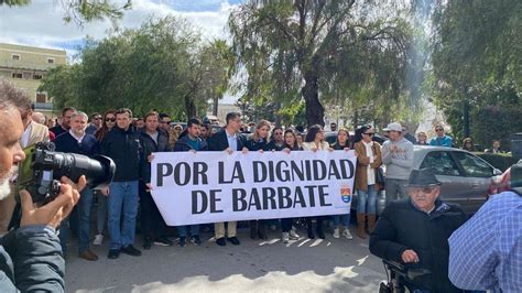 Barbate Vecinos Se Manifiestan Por La Dignidad Del Municipio