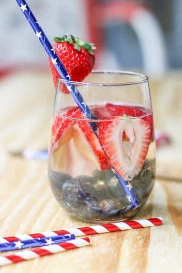 White Wine Sangria Red White And Blue Sangria Sparklers A Fork S Tale