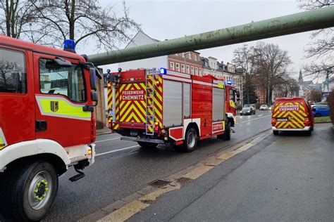 Küchenbrand in Chemnitz Rentner kommt mit Rauchgasvergiftung ins