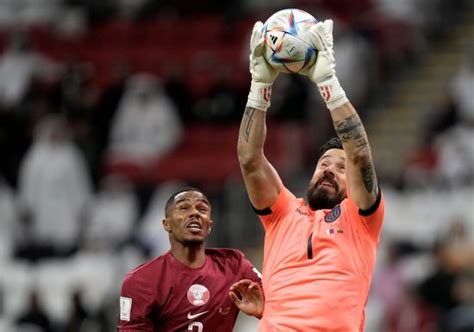 Ecuadors Goalkeeper Hernan Galindez Right Makes Editorial Stock Photo