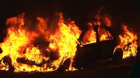 Tre Auto In Fiamme Nella Sibaritide Il Fenomeno Sembra Ormai Inarrestabile