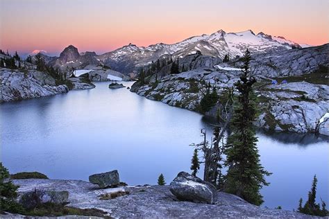 Touching Light Photography Sunrise At Lower Robin Lake Cascade Range Wa