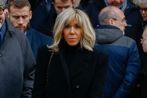 Photo La Premi Re Dame Brigitte Macron Sorties Des Obs Ques De